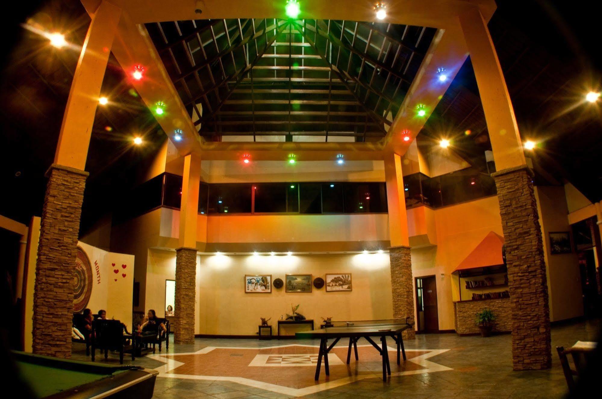 Crystal Paradise Resort Spa & Winery Narra Exterior foto